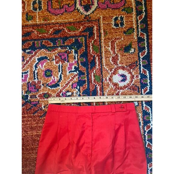 90s Shorts Red - Picture 4 of 5